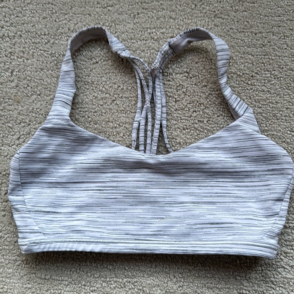 Lululemon bra